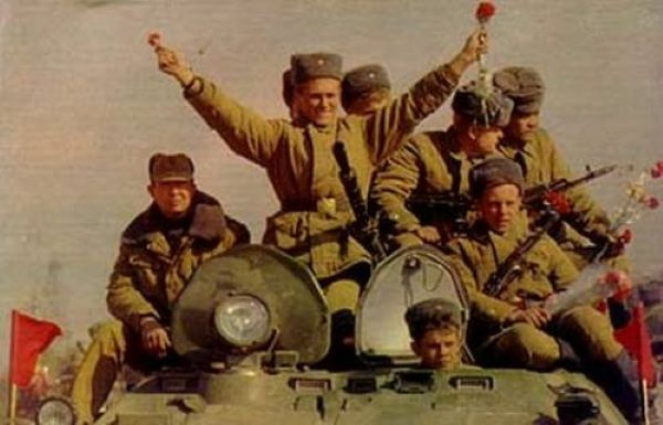15 февраля  1989. Завершился вывод войск СССР из Афганистана.
