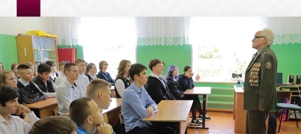 2 сентября в четырех СОШ Скопинского района Рязанской области Урок мужества провел А.Е.Стефанов.